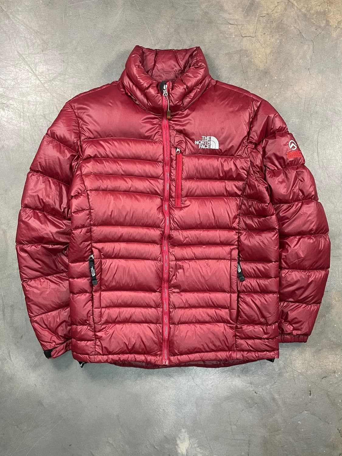 노스페이스 센터로고 써밋 패딩 상품이미지3