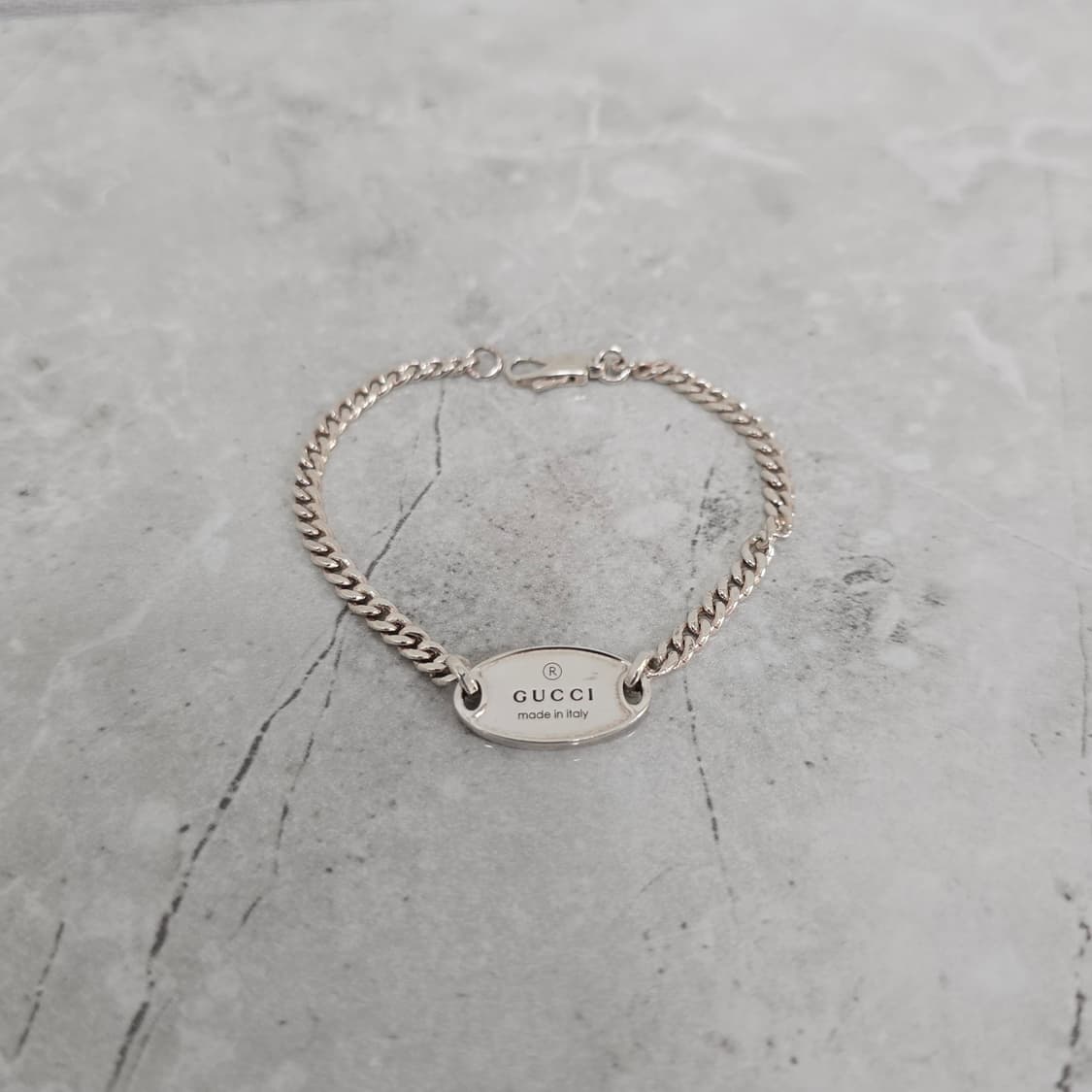 구찌 로고 실버 체인 팔찌 17호 판매 상품이미지1