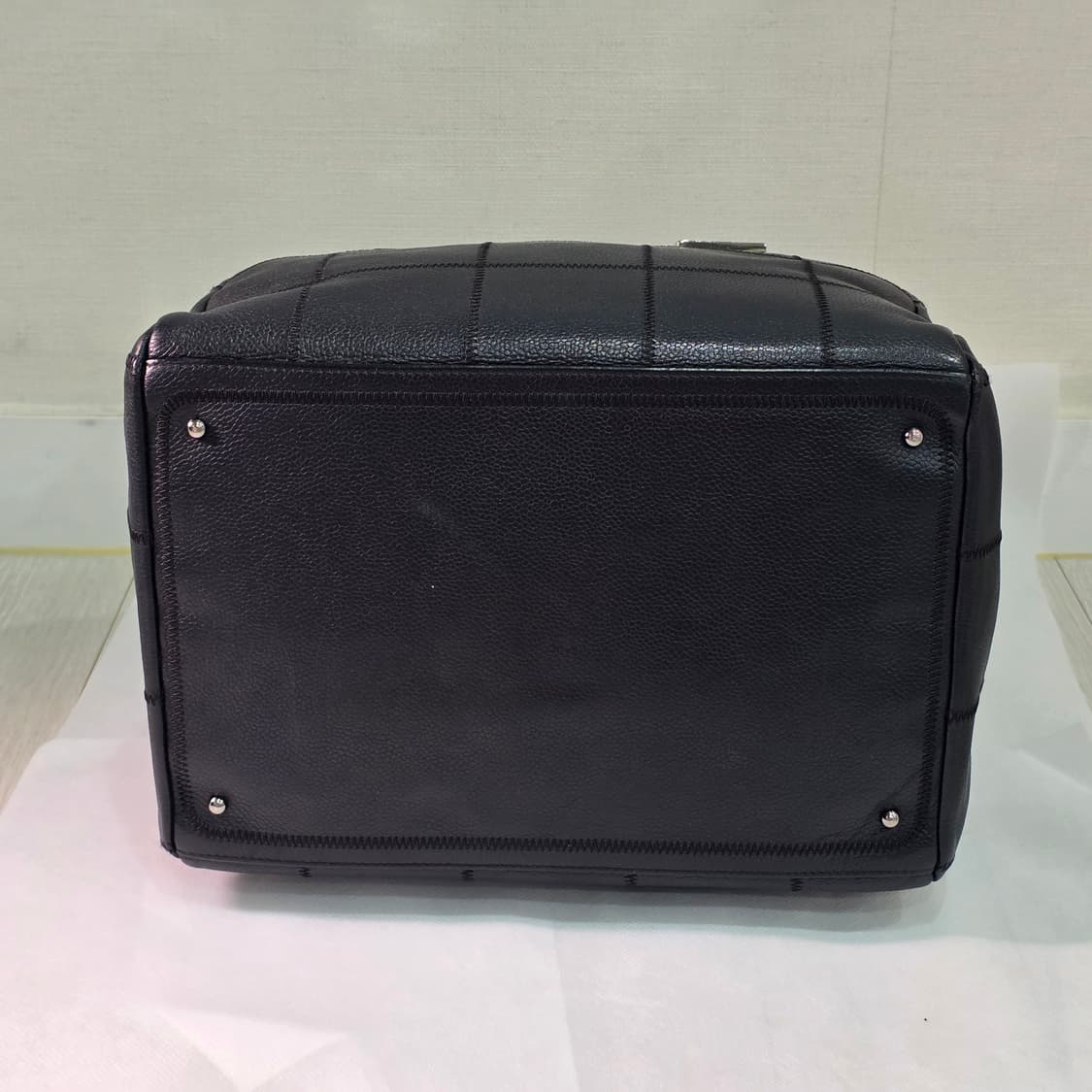 샤넬 은장 캐비어 스킨 cc로고 보스턴 볼링백 상품이미지7