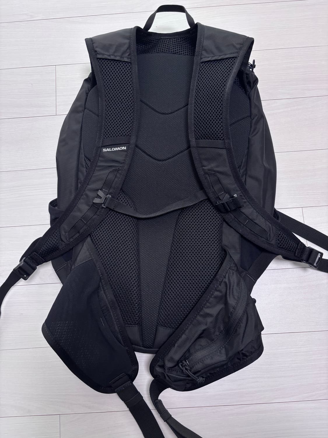 무료배송) 살로몬 트레일블레이저 20 블랙 백팩 상품이미지5
