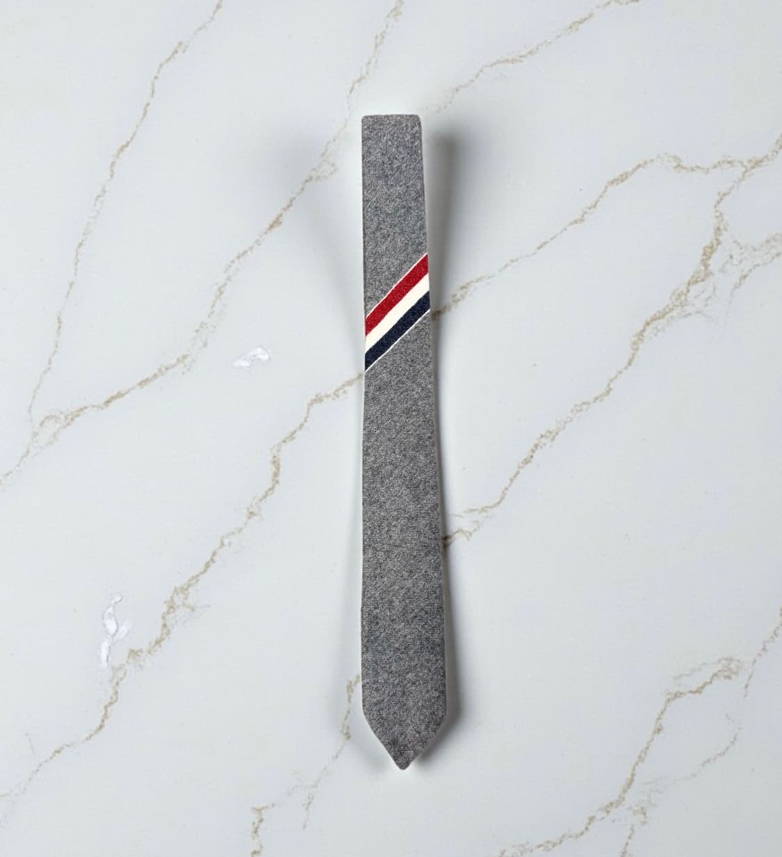 톰브라운 삼선 캐시미어 블렌딩 넥타이 상품이미지2