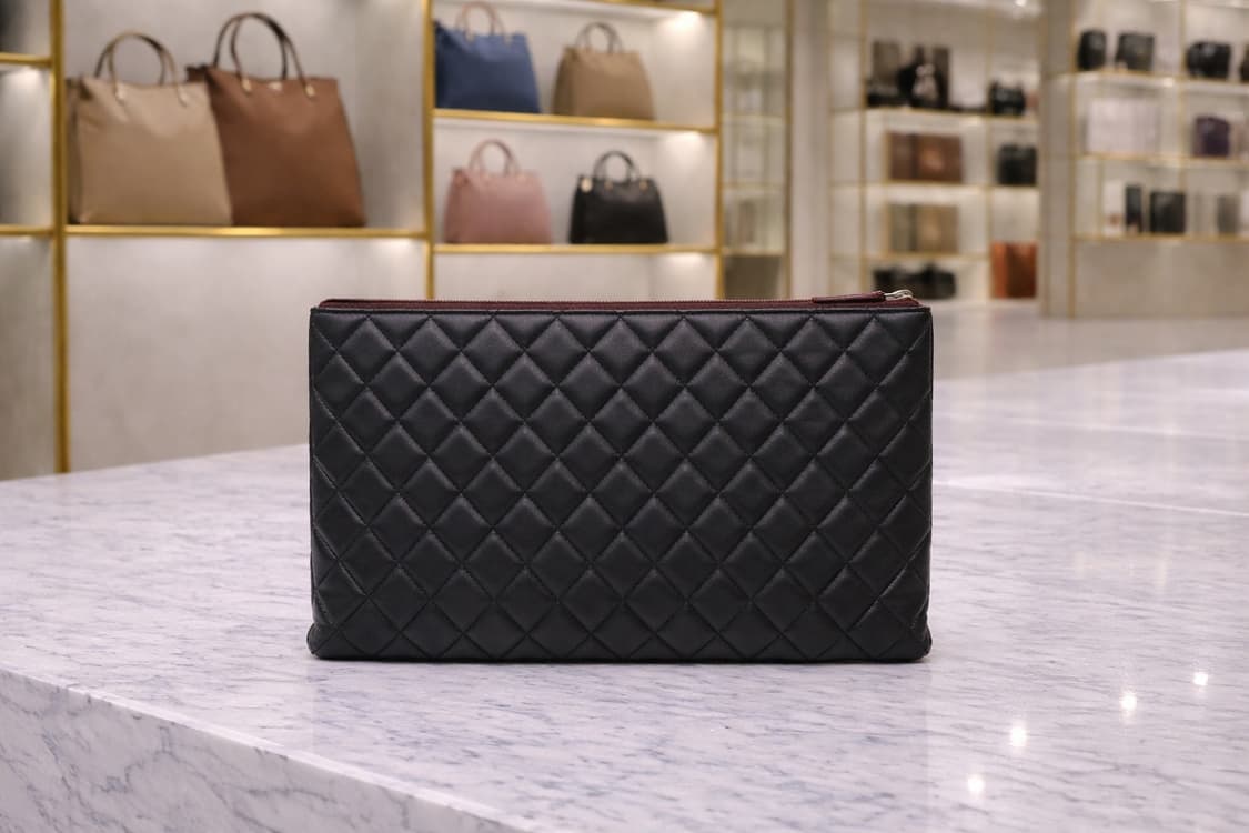 [A급] 샤넬 램스킨 플랩 클러치백 판매합니다!!! 상품이미지2