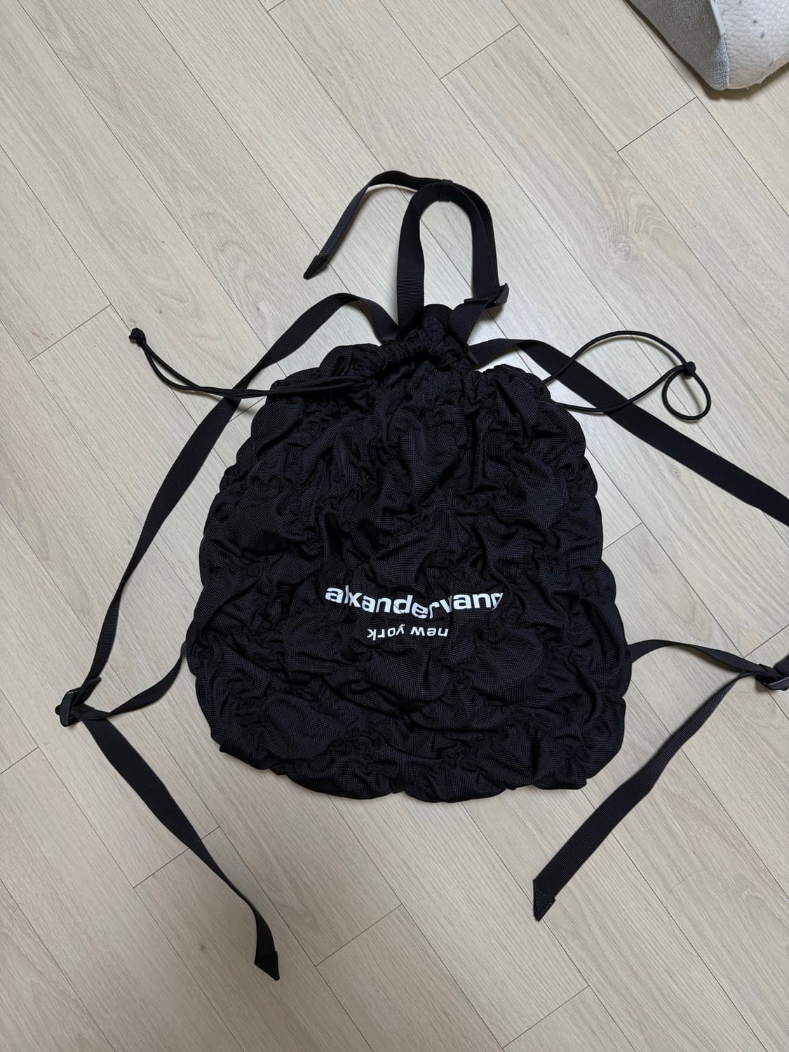 알렉산더왕 루싱백팩 상품이미지1