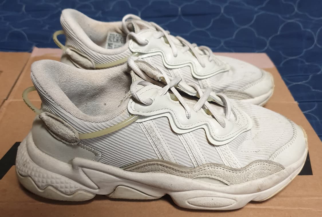 아디다스 오즈위고 스니커즈 베이지 (235) 상품이미지1