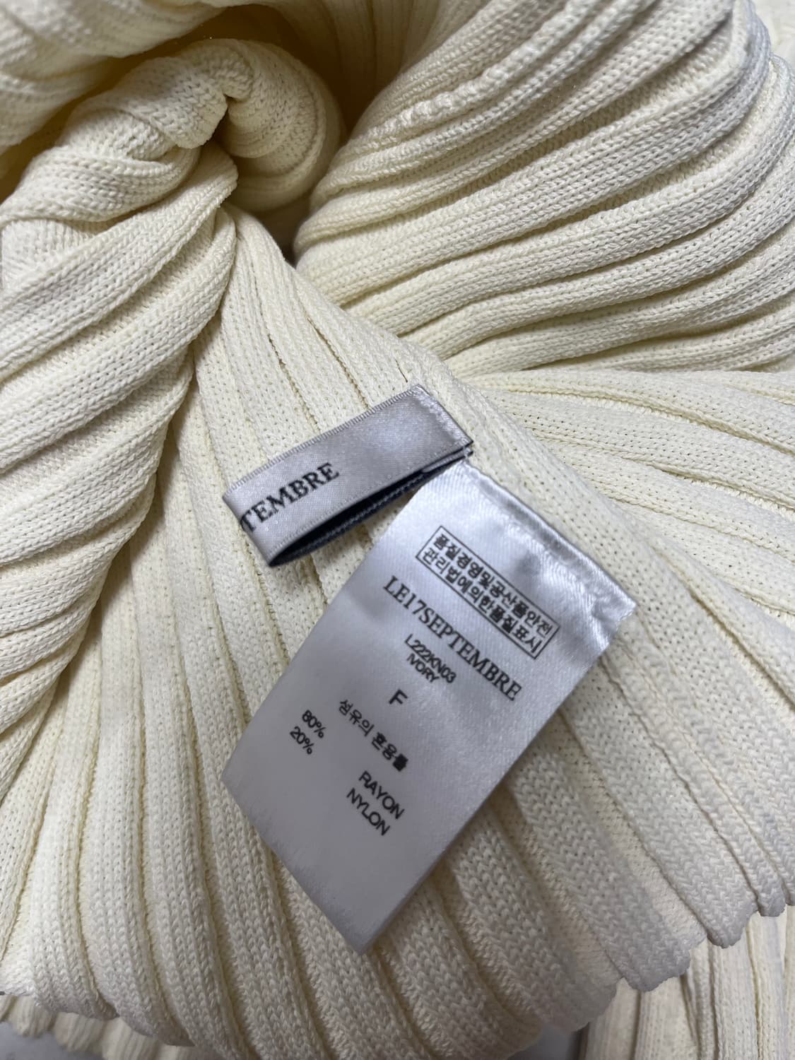 RIBBED MOCK NECK HALF SLEEVES TOP 상품이미지4