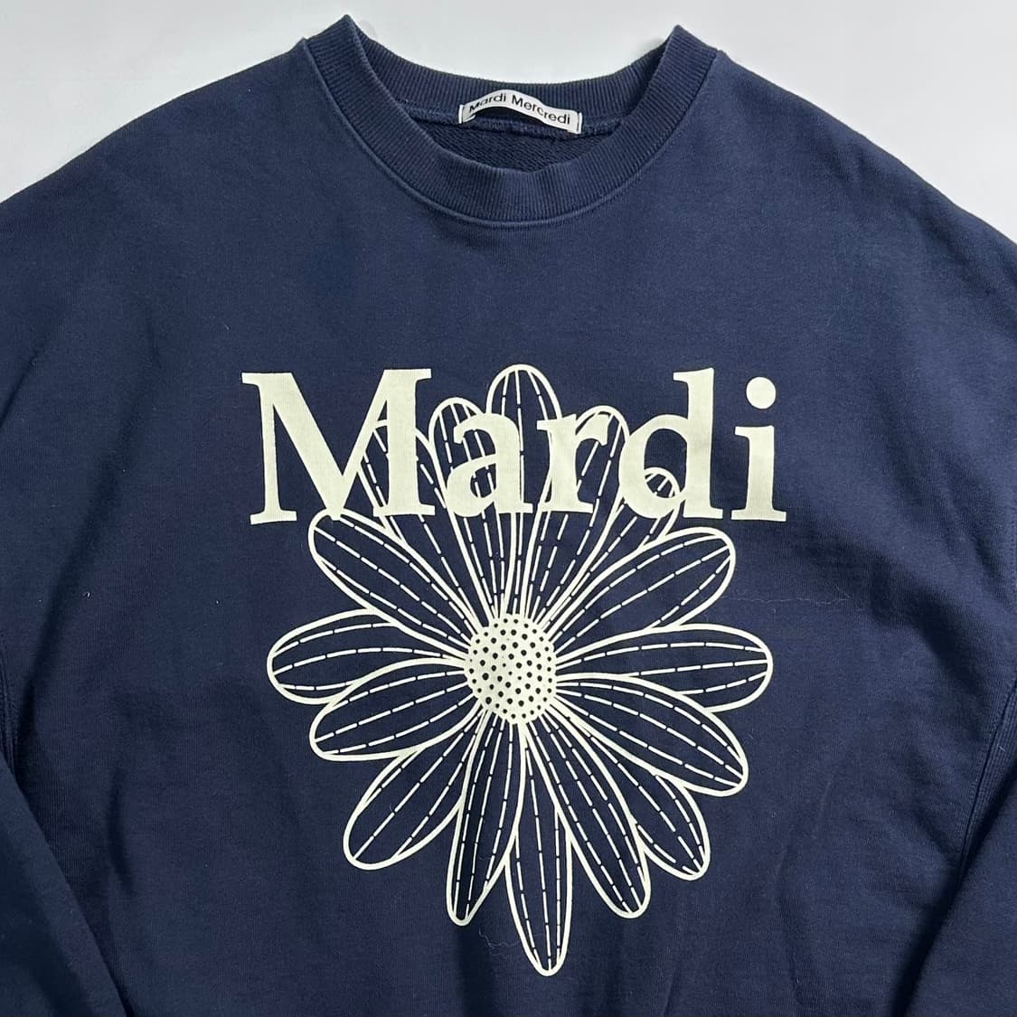 마르디메르크디 네이비 맨투맨 상품이미지2