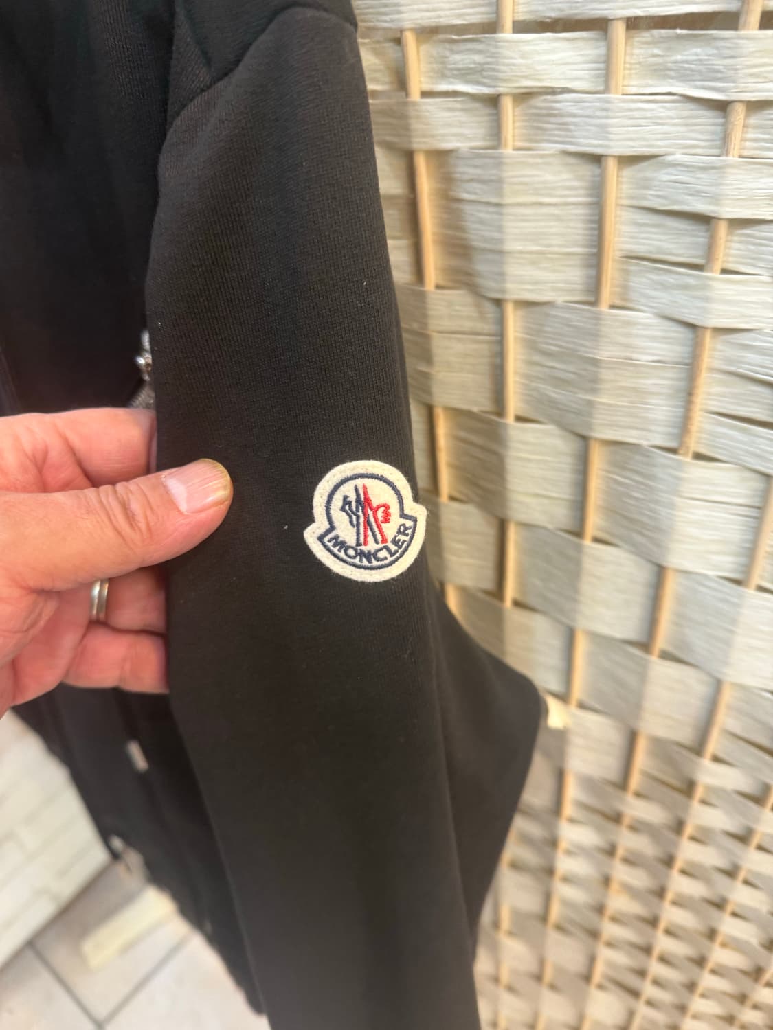 105/22ss 정품 몽클레어 후드집업 팝니다 상품이미지5