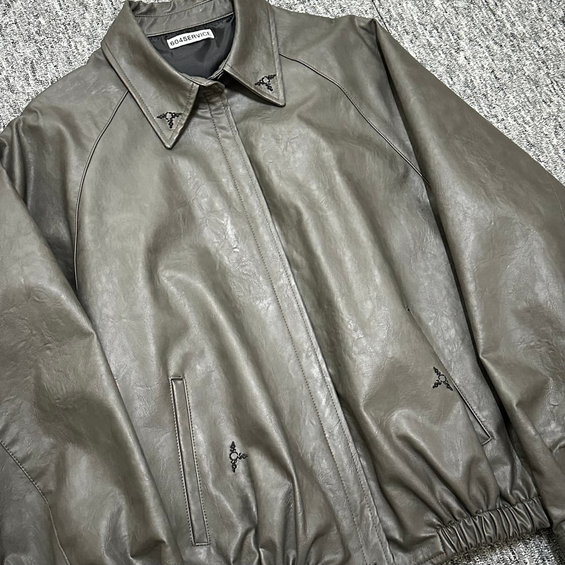 604 서비스 엠브로이더드 레더 가죽자켓 EMBROIDERED 상품이미지3
