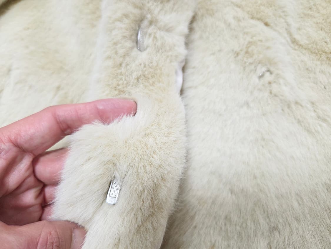 러브유쏘머치(LOVE YOU SO MUCH) 에코퍼 블루종자켓 새상품  상품이미지9