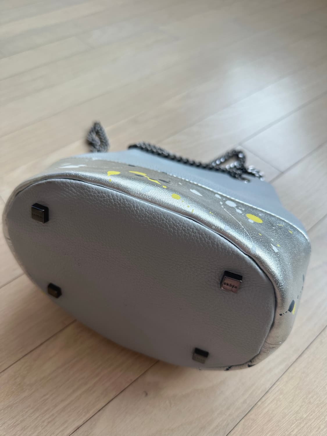 [1회착.정가50] 톰그레이하운드x덱케 콜라보 레더 버킷백 한섬 상품이미지4