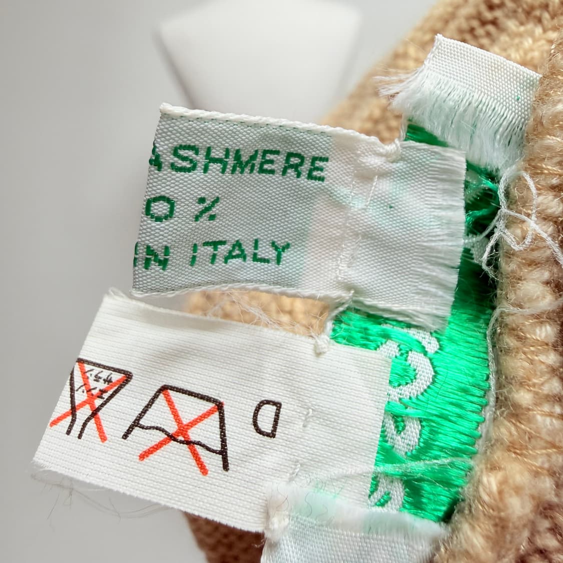 [캐시미어 100%] 케이블 투톤 배색 니트 가디건 상품이미지6