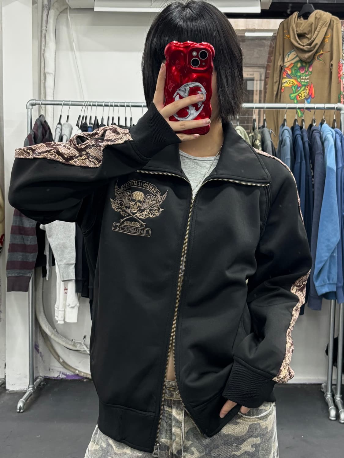 밴슨 레더 뱀피 사이드 라인 집업 상품이미지3