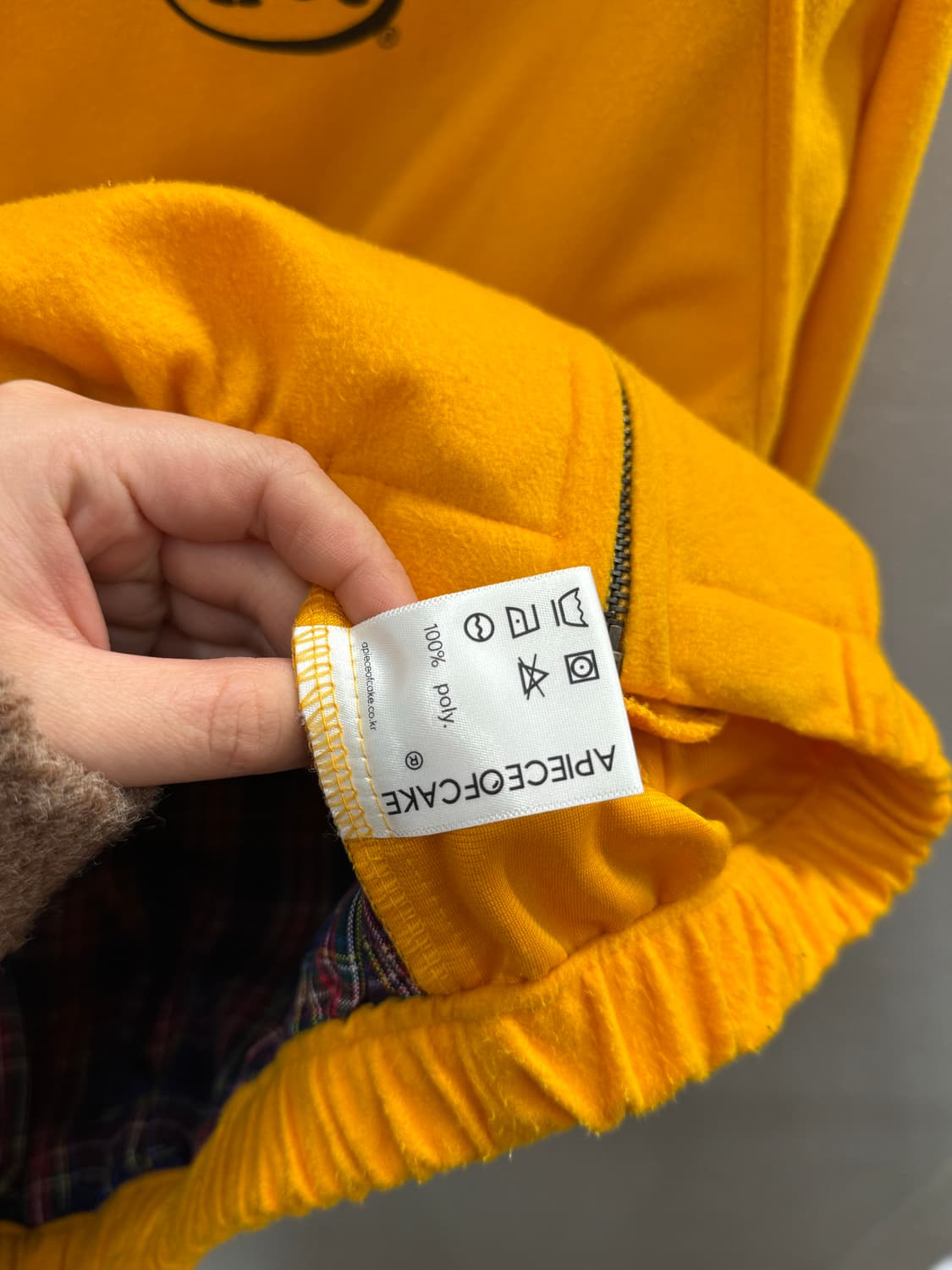 APOC 어피스오브케이크 플리스 집업 자켓 옐로우 상품이미지4