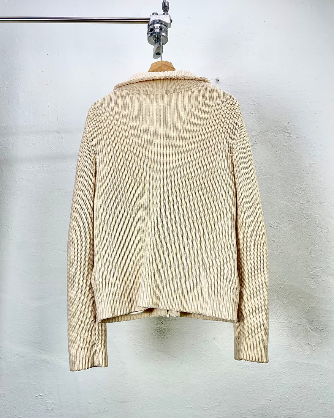 아페쎄 아이보리 청키 하이넥 코튼 집업 니트 상품이미지6