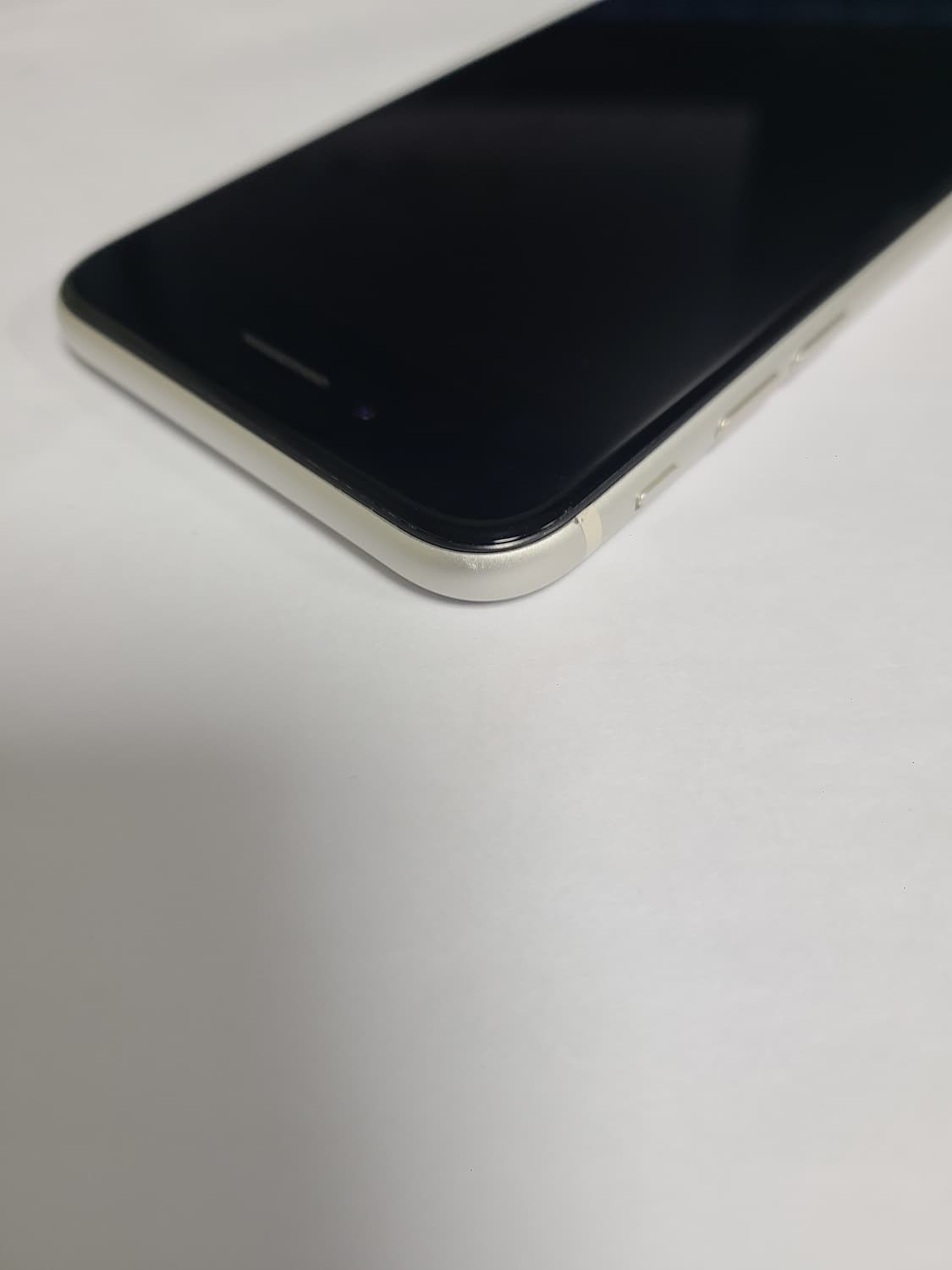 아이폰 se3 64G 화이트 배터리100 한국판 상품이미지6