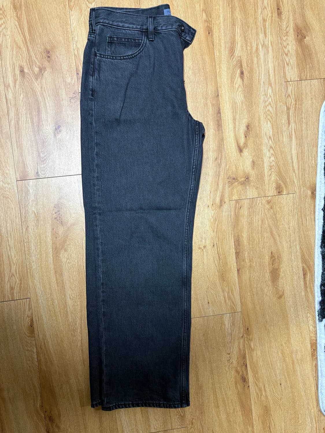 유니클로 JWA 스트레이트진 차콜 32 상품이미지1