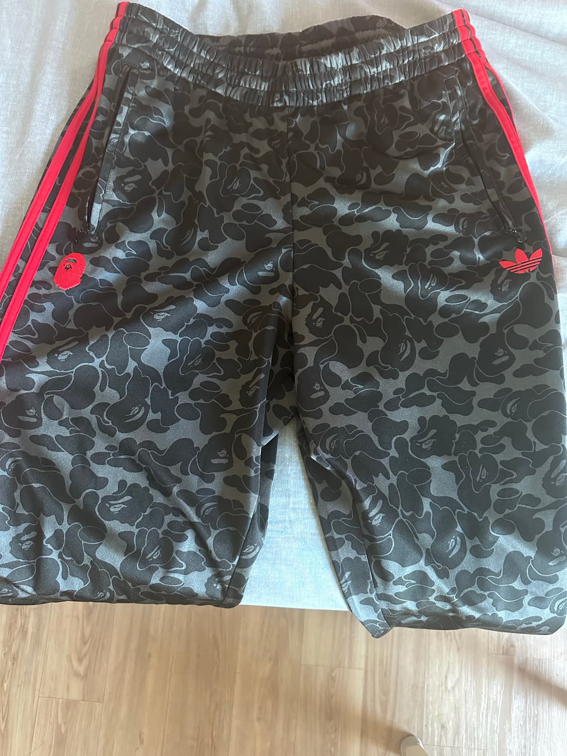 아디다스 베이프 트랙팬츠 xl 새상품급 급처 상품이미지1