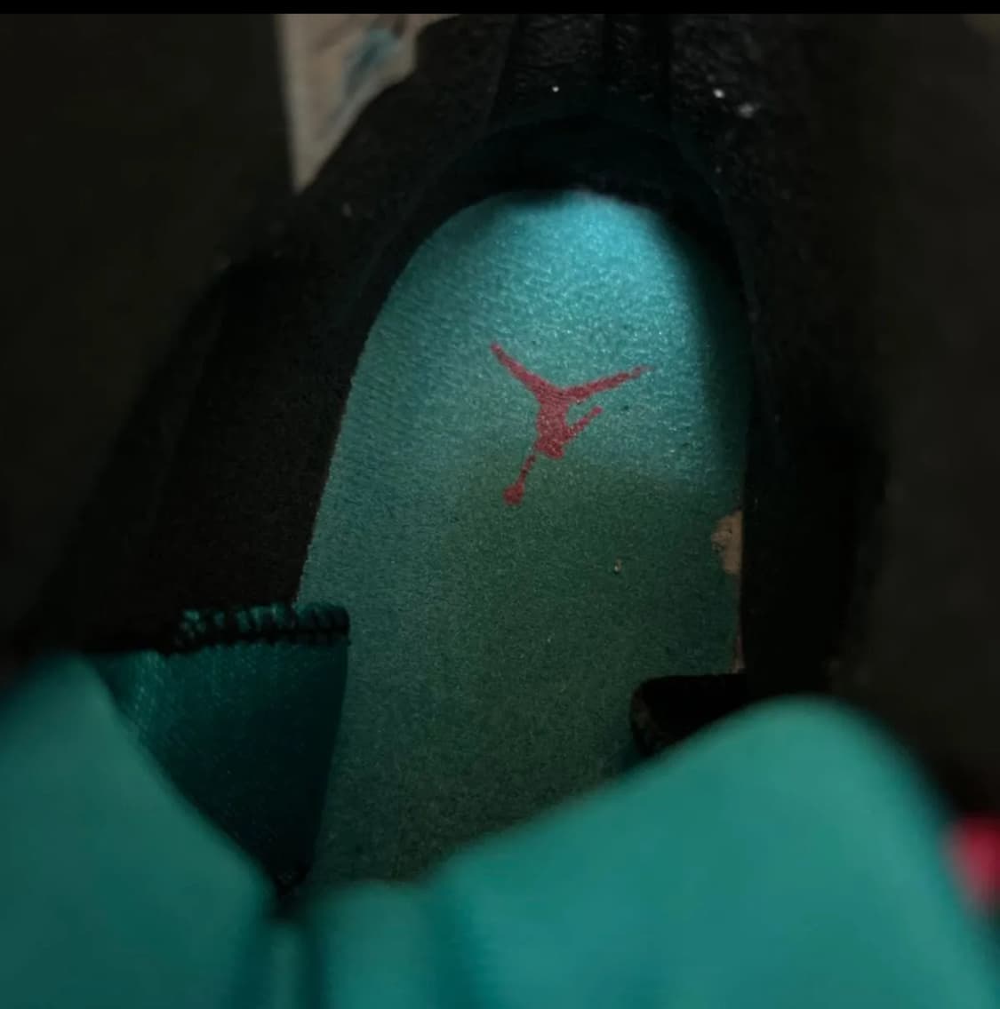 에어조던 레트로8 사우스비치 250 상품이미지4