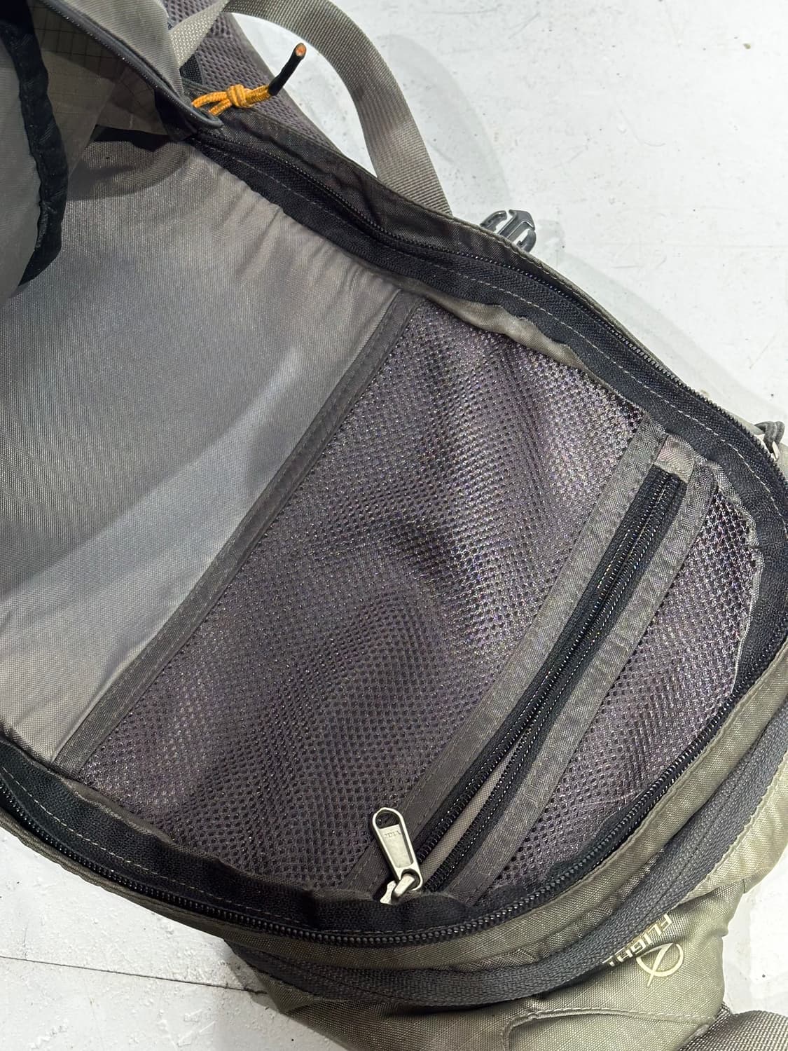 노스페이스 카키 고프코어 백팩 등산용 백팩 가방  상품이미지6