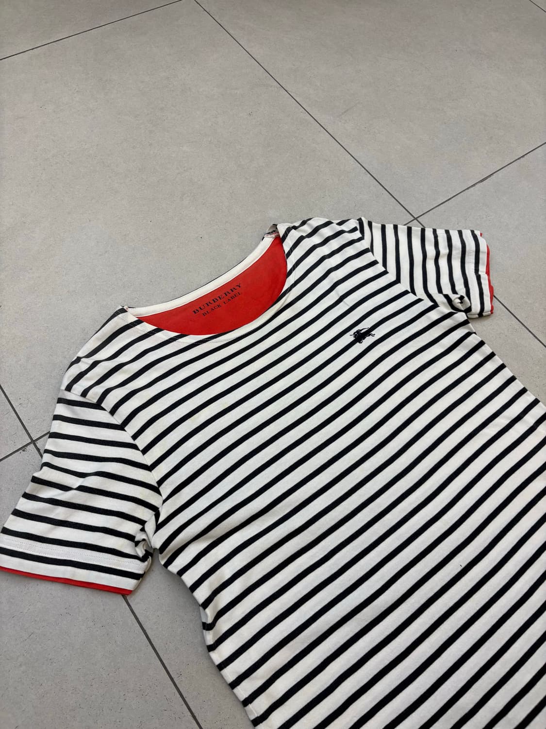 버버리 블랙라벨 스트라이프 반팔 상품이미지3