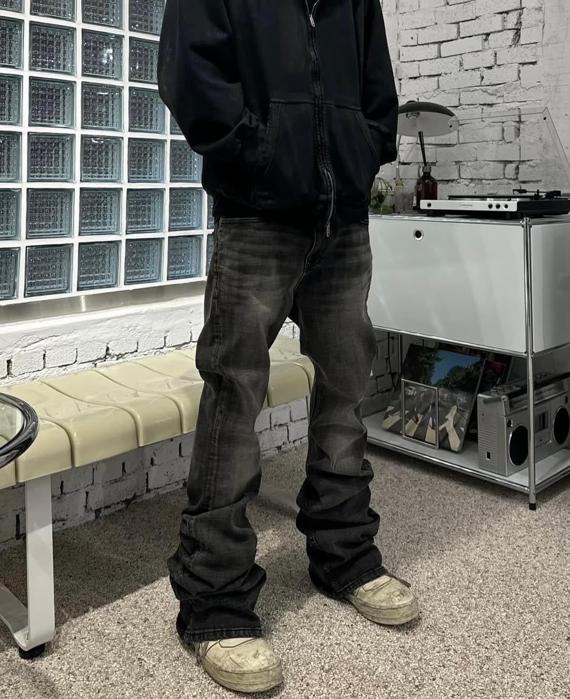 아워글라스 ourglass 슬림핏 부츠컷 데님 상품이미지1