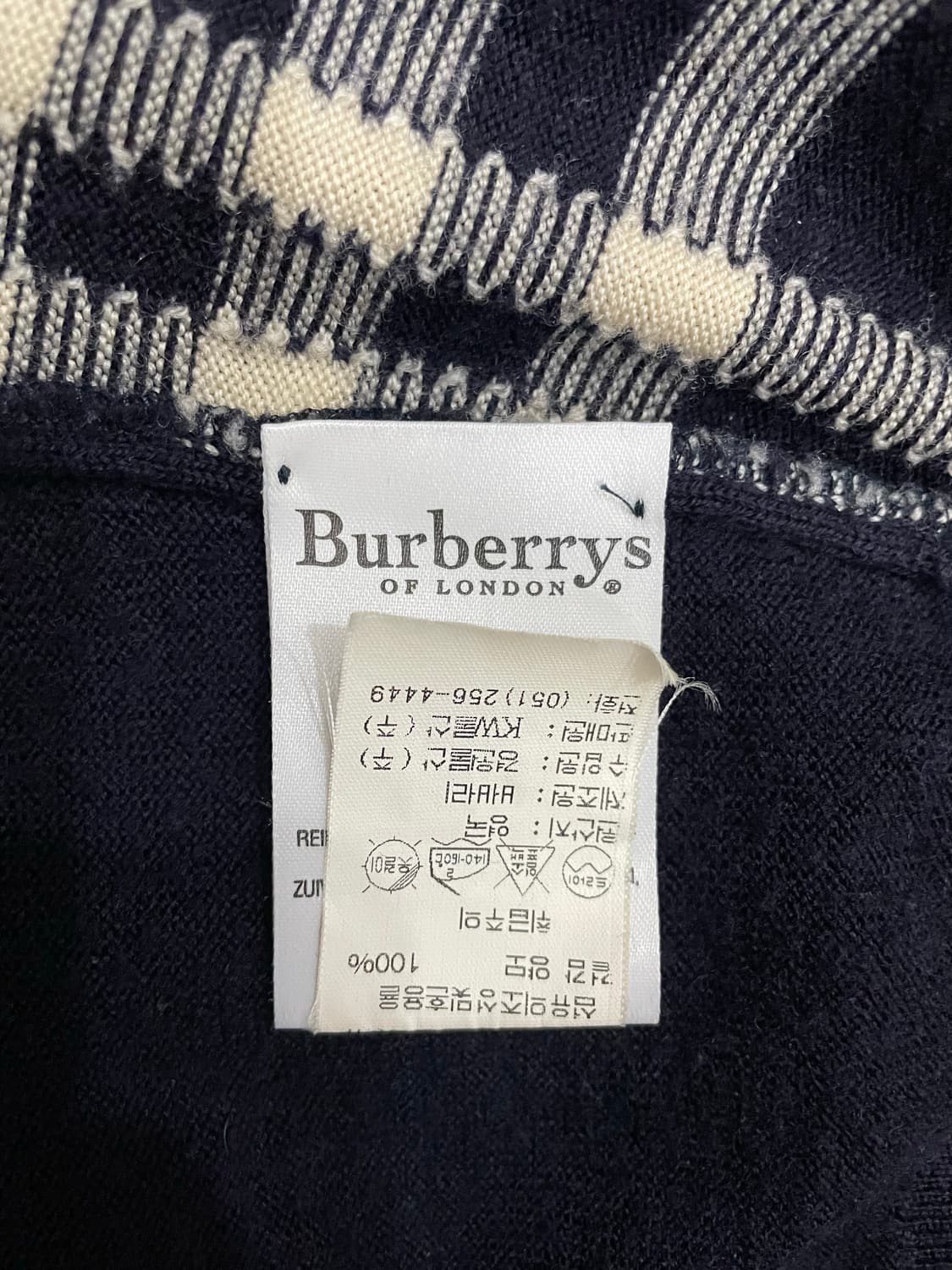 버버리 90s 노바체크 메리노울 카라넥 니트 네이비 상품이미지7