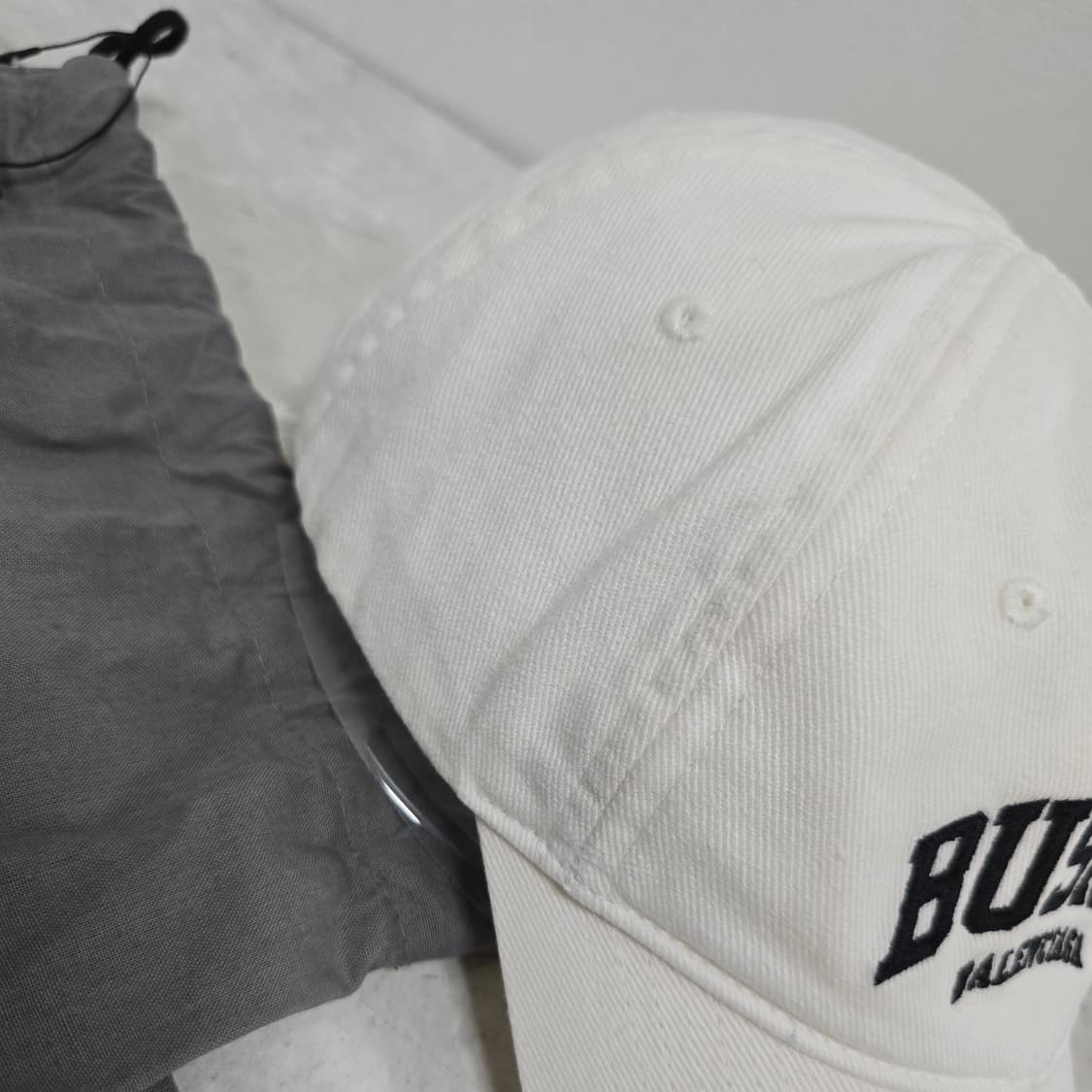 발렌시아가 부산 로고 볼캡 모자 L사이즈 판매 상품이미지5