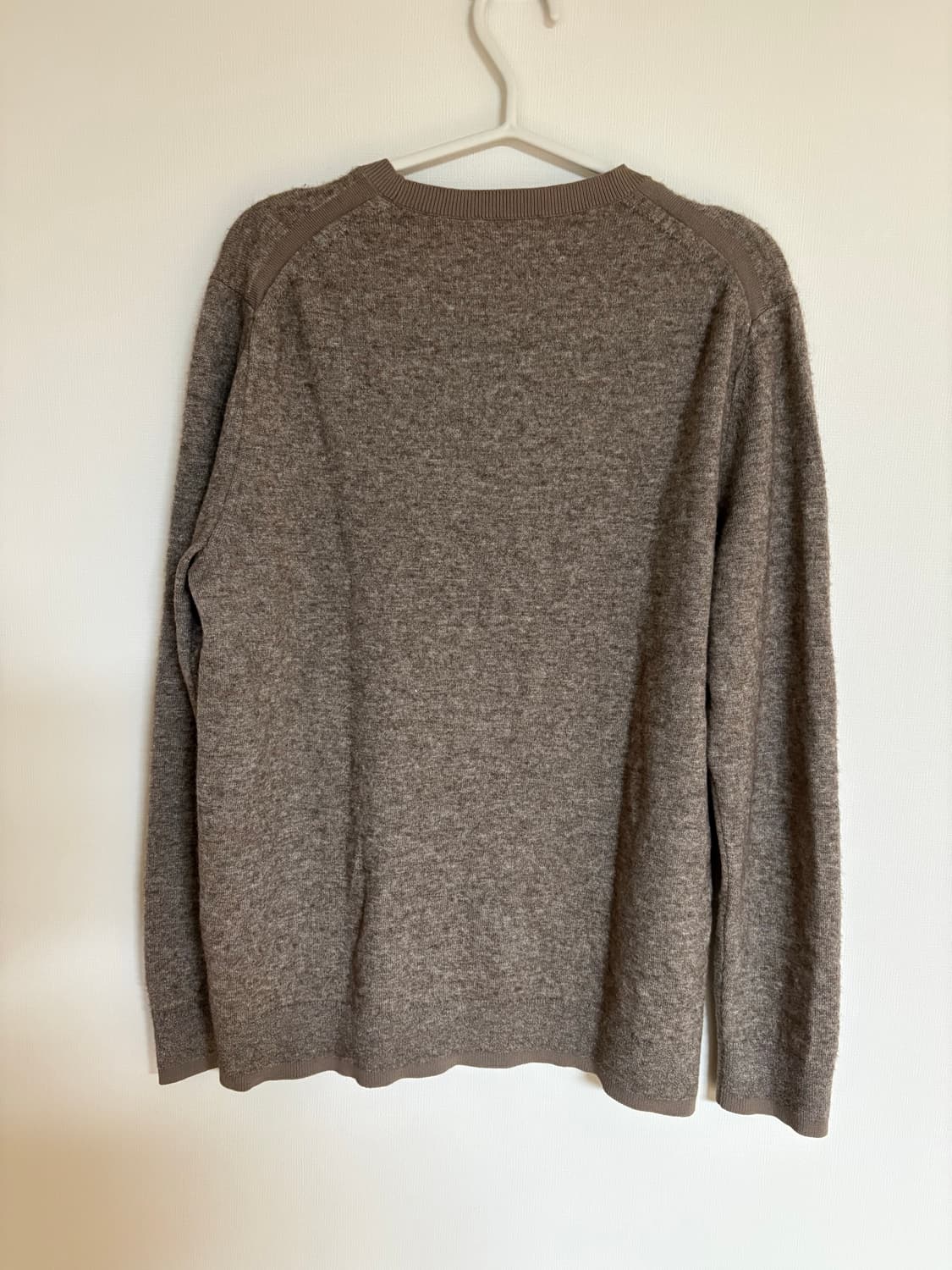 COS 라이트 브라운 니트 상품이미지2