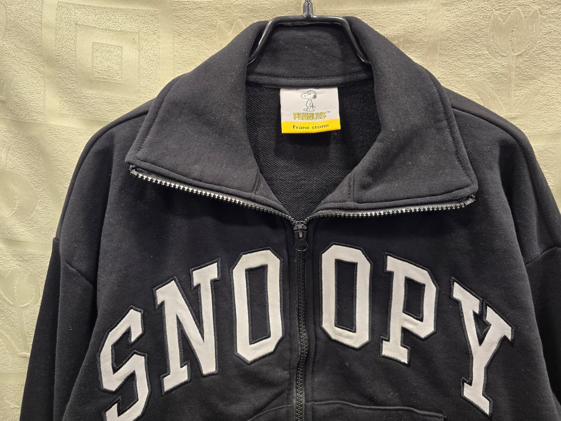 거의새거) 피너츠 스누피 블랙 크롭 집업 자켓 85 (55~66) 상품이미지2