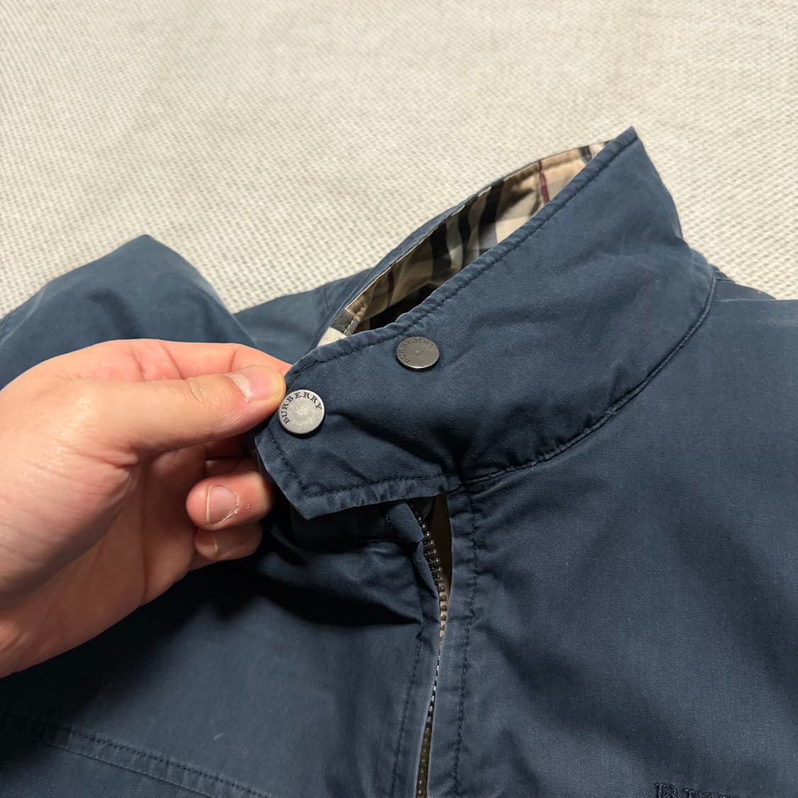 버버리 체크 퀄팅 헤링턴 자켓 상품이미지3