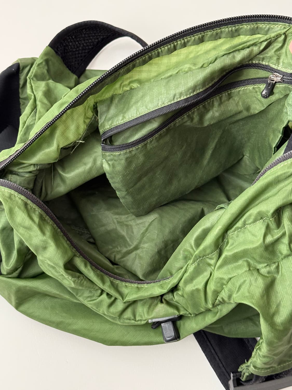 파타고니아 나일론 숄더백 그린 상품이미지5