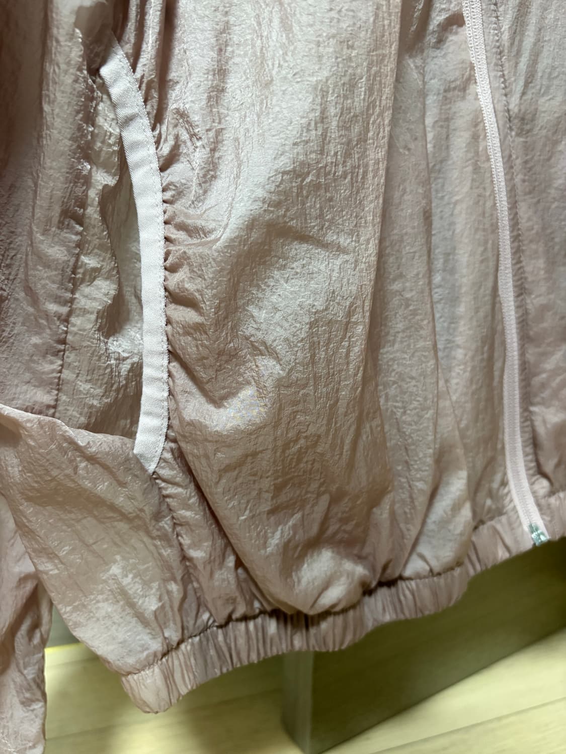 키이라 시스루 사선 바람막이 핑크 상품이미지6