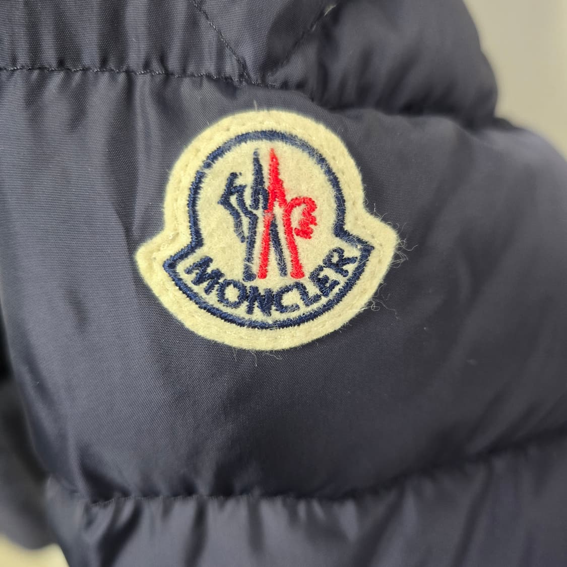 몽클레어 클루니 패딩 2사이즈 95 100 판매 상품이미지2