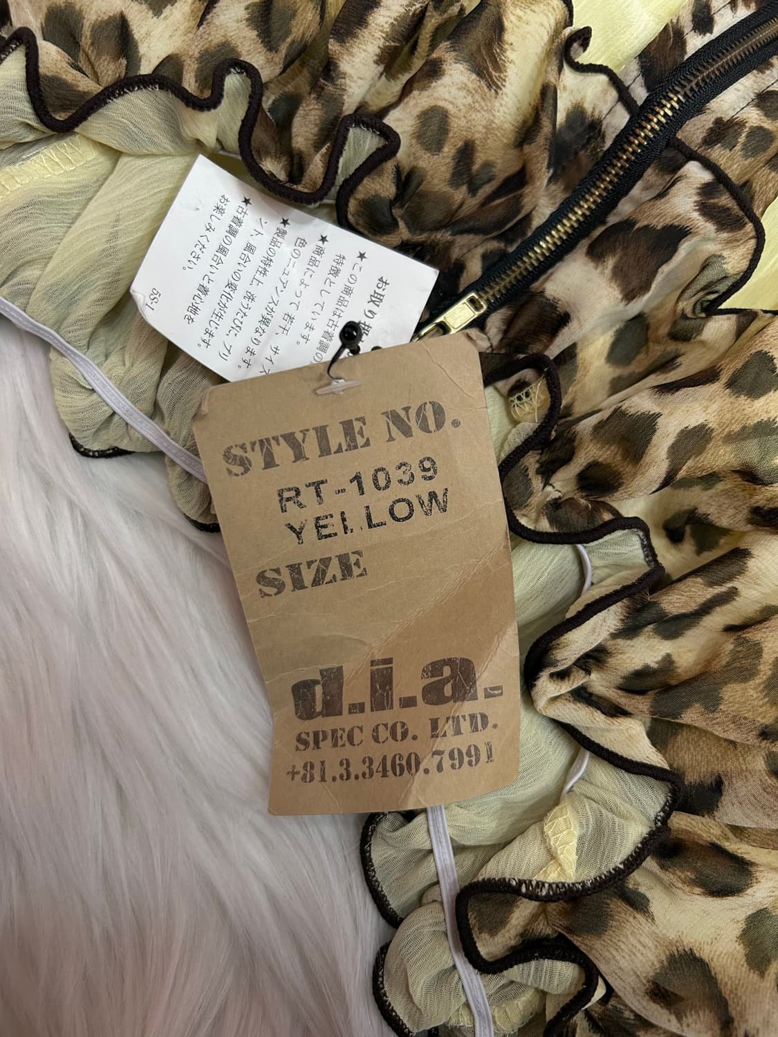 d.i.a zip-up blouse 다이아 집업 디테일 블라우스 상품이미지5