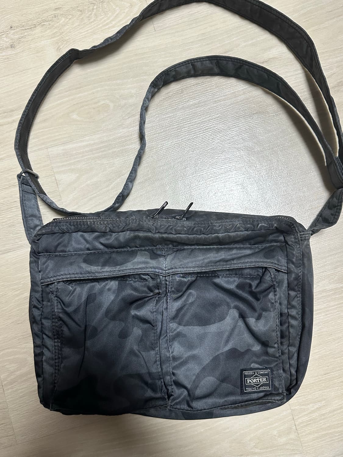 PORTER 요시다 포터 탱커 숄더백 카모 L 상품이미지1