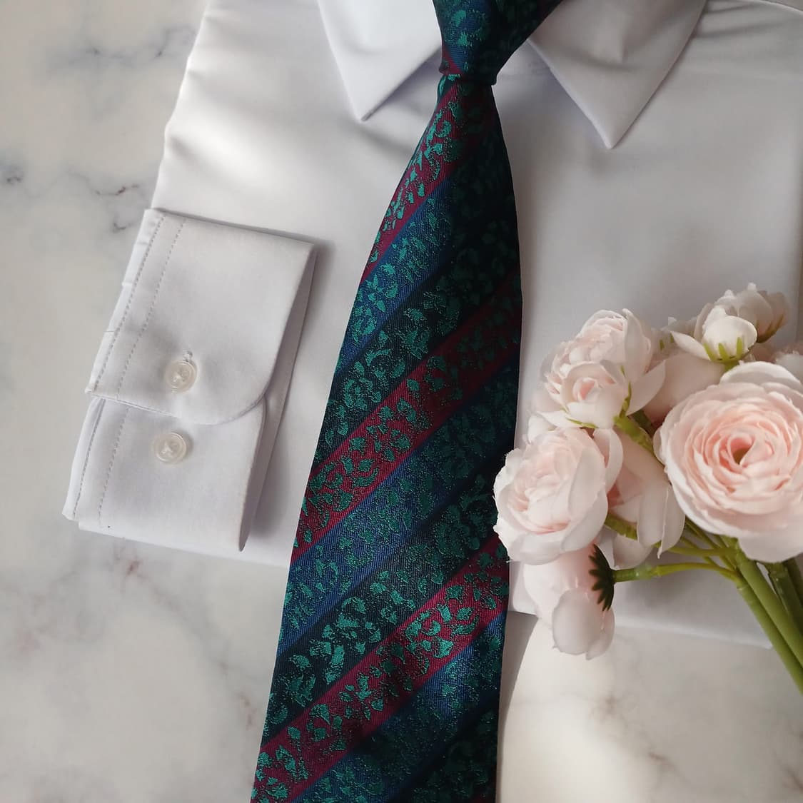 발렌티노 실크 플로럴 스트라이프 넥타이 9.3cm A+등급 A18897
 상품이미지6