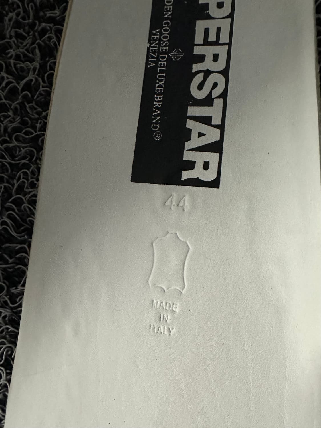 골든구스 슈퍼스타 스니커즈  상품이미지10