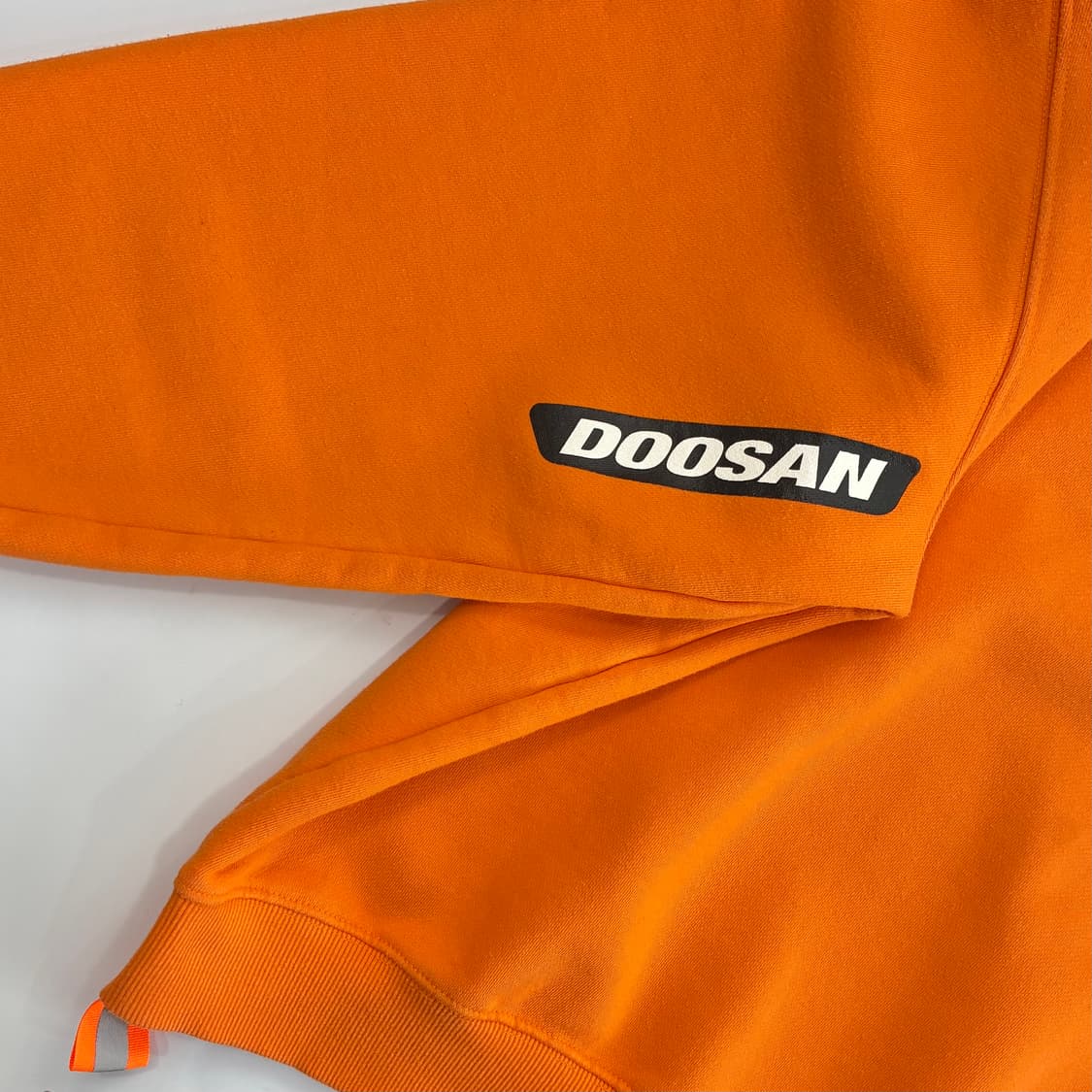 IAB studio  아이앱 스튜디오 x 두산 오렌지 맨투맨  상품이미지6