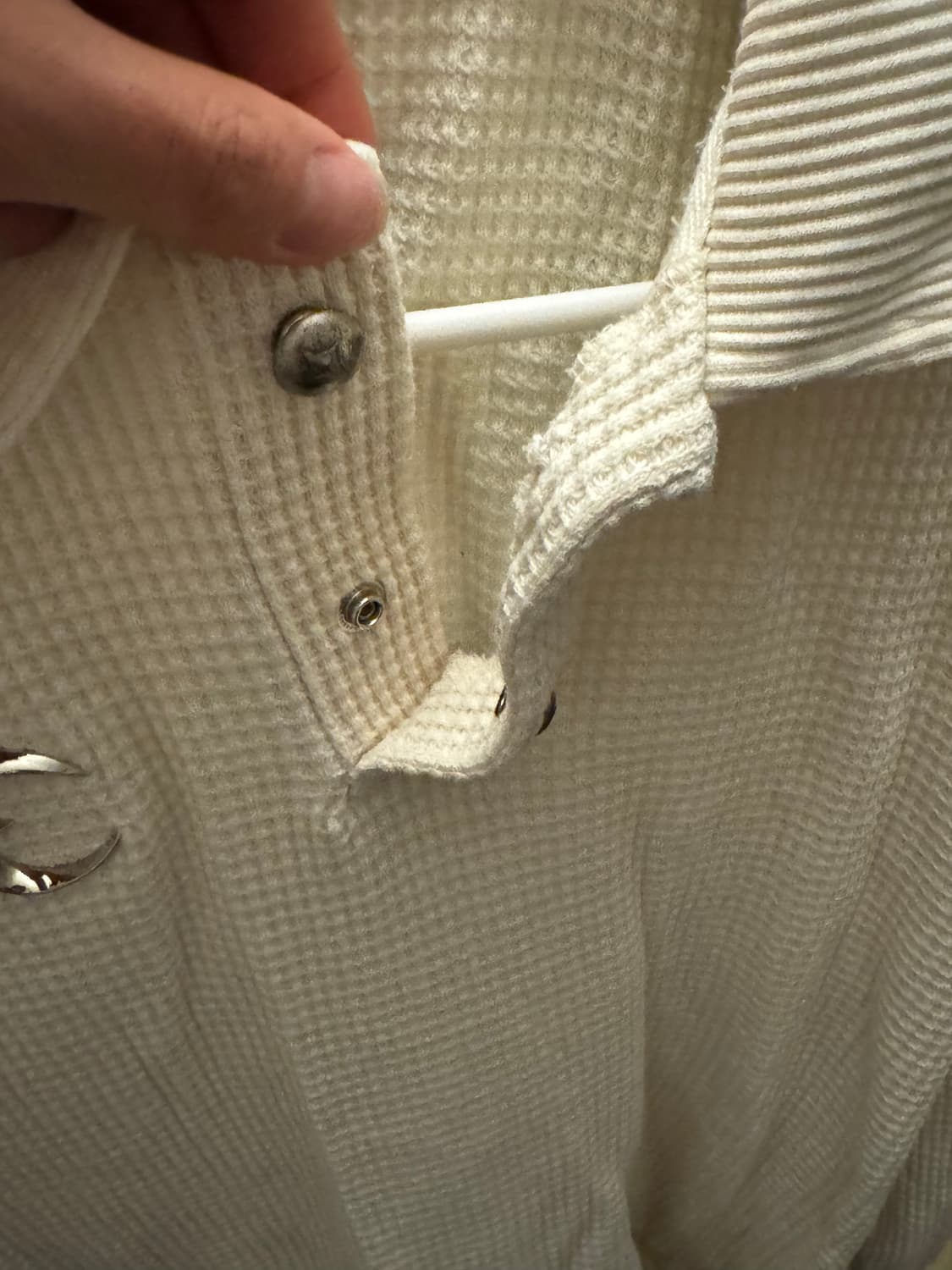 떠그클럽 와플 니트 카라 롱슬리브 크림 상품이미지2