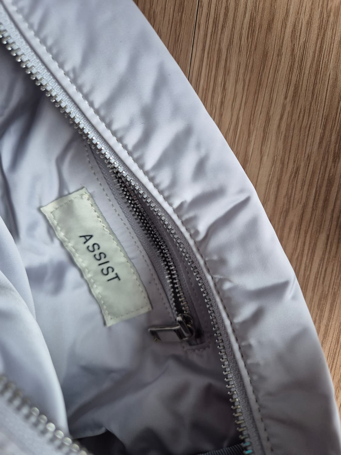 ASSIST 서울 이지스퀘어백 상품이미지4
