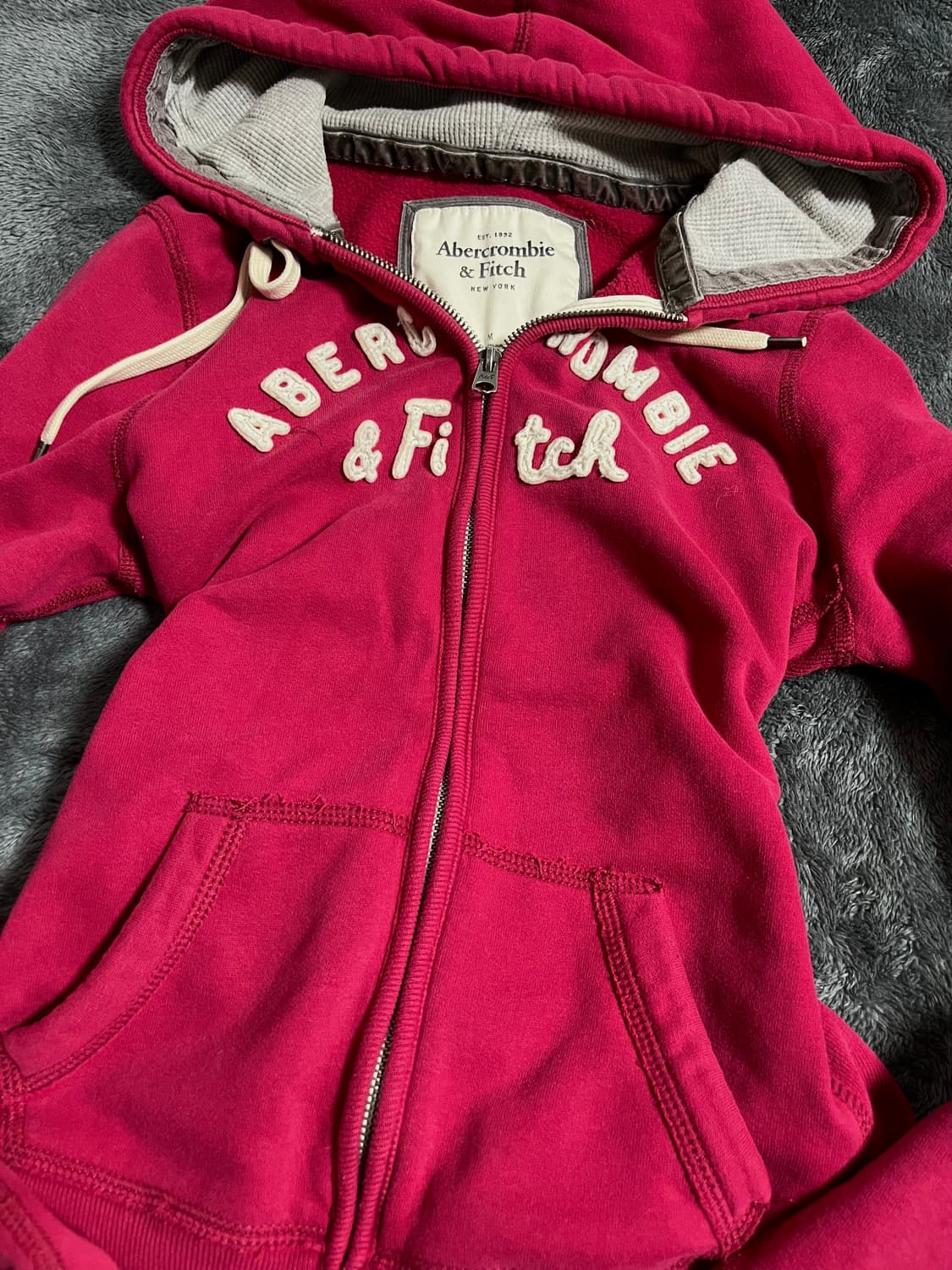 아베크롬비 와인 후드집업 딱붙 슬림핏 상품이미지1