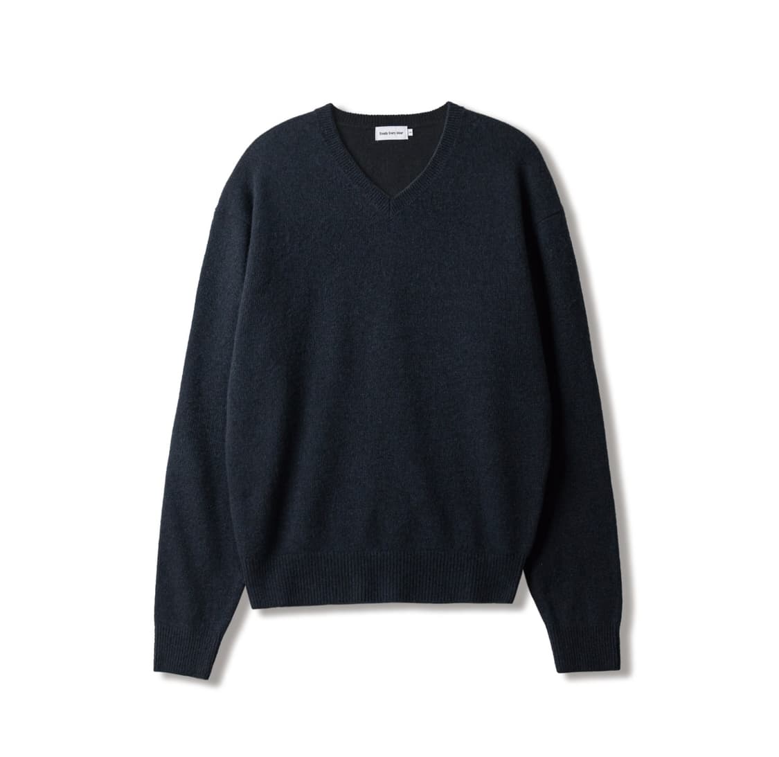 코지 울 캐시미어 브이넥 니트(다크 네이비) 상품이미지1