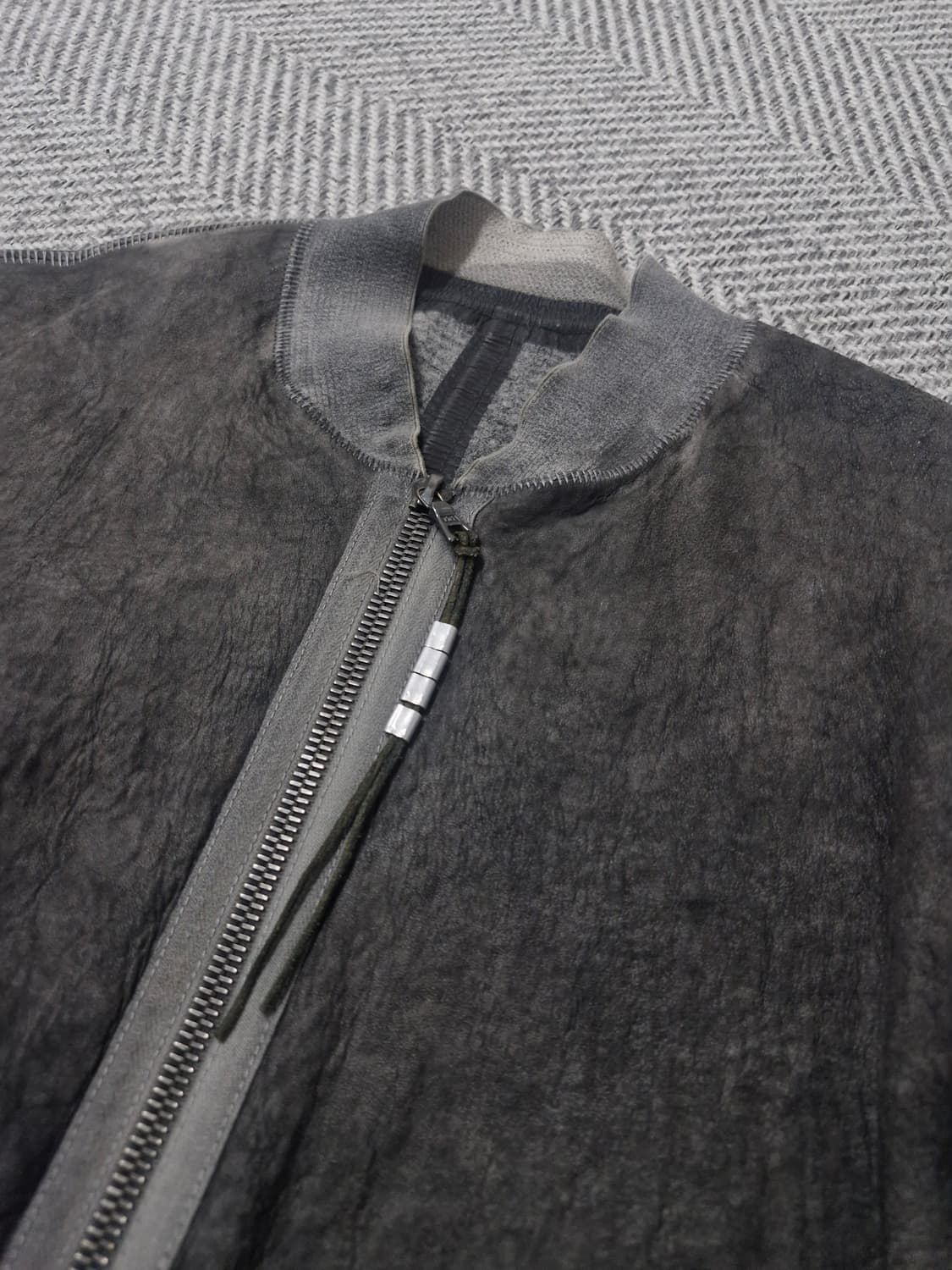 아이작 세럼 램스킨 수소봉제 봄버 M 상품이미지6