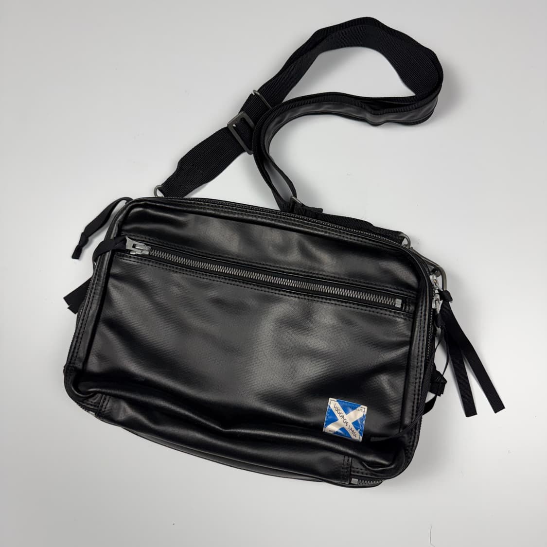 요시다포터 러기지라벨 뉴라이너 숄더백 블랙 상품이미지2