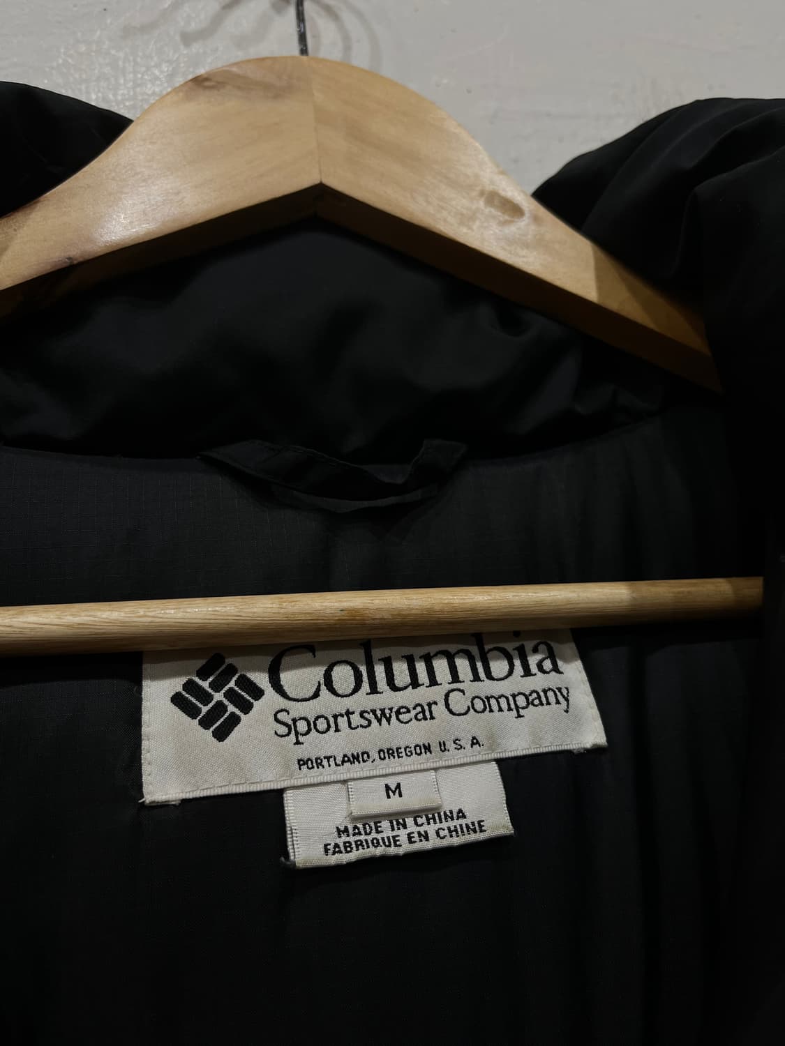 빈티지 COLUMBIA 콜롬비아 다운 패딩 블랙  상품이미지4