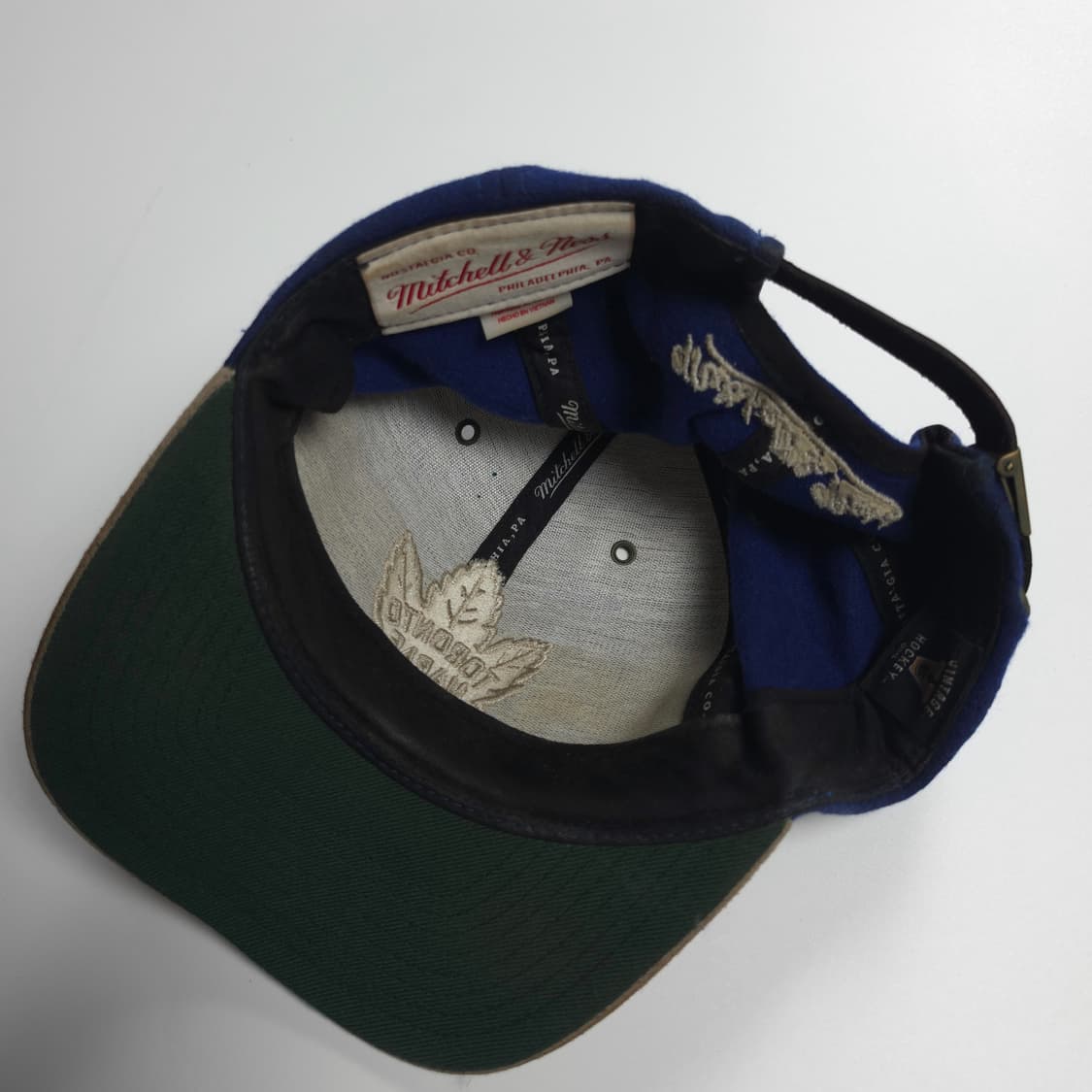 00s 미첼앤네스 아카이브 NHL 토론토 메이플 립스 스웨이드 모직 볼캡 상품이미지5