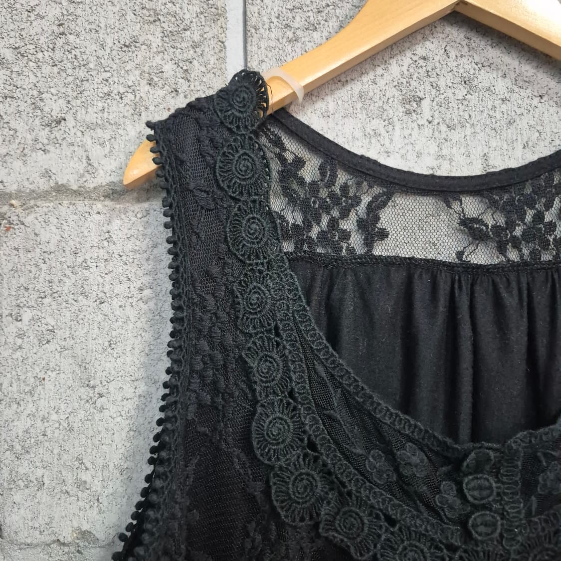 블랙 자수레이스 원피스 상품이미지3