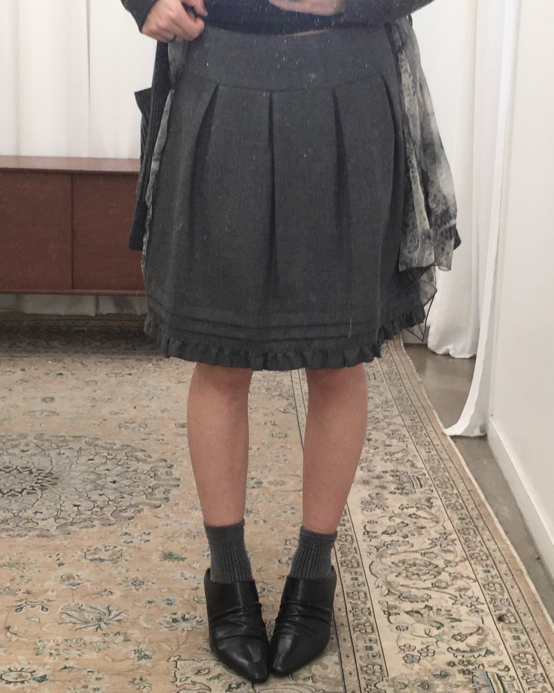 그레이 플리츠 스커트 상품이미지1