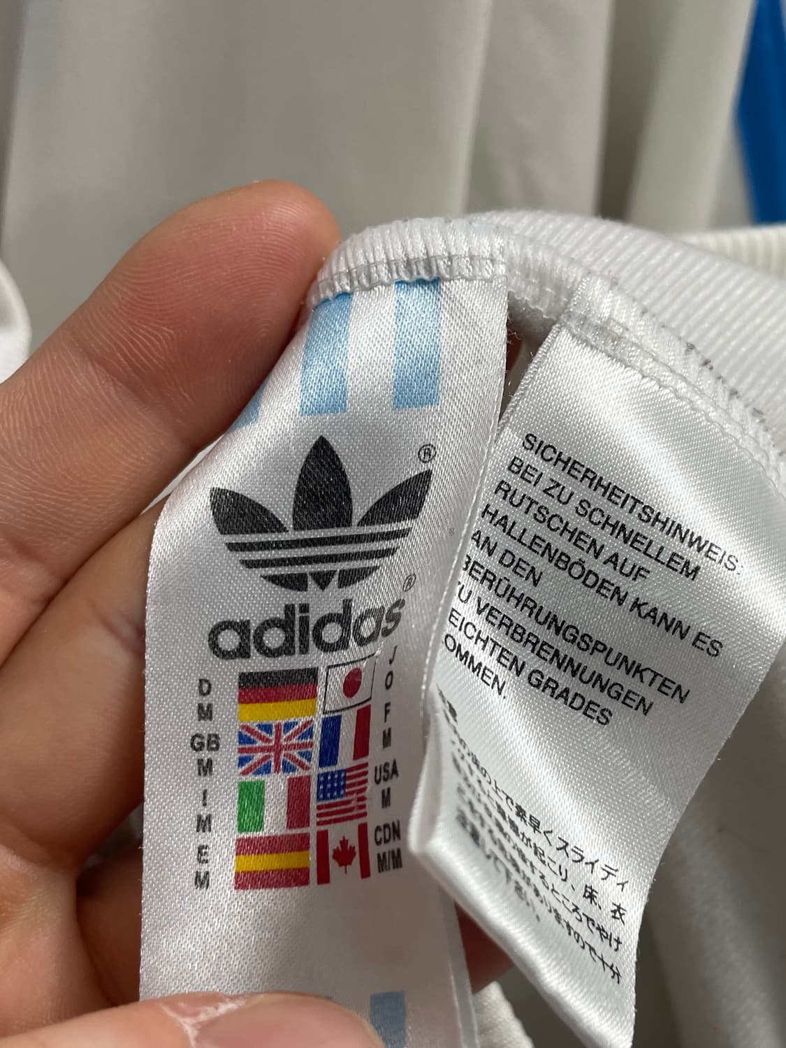 아디다스 흰하 시나모롤 파이어버드 트랙탑 져지 (on.386) 상품이미지7