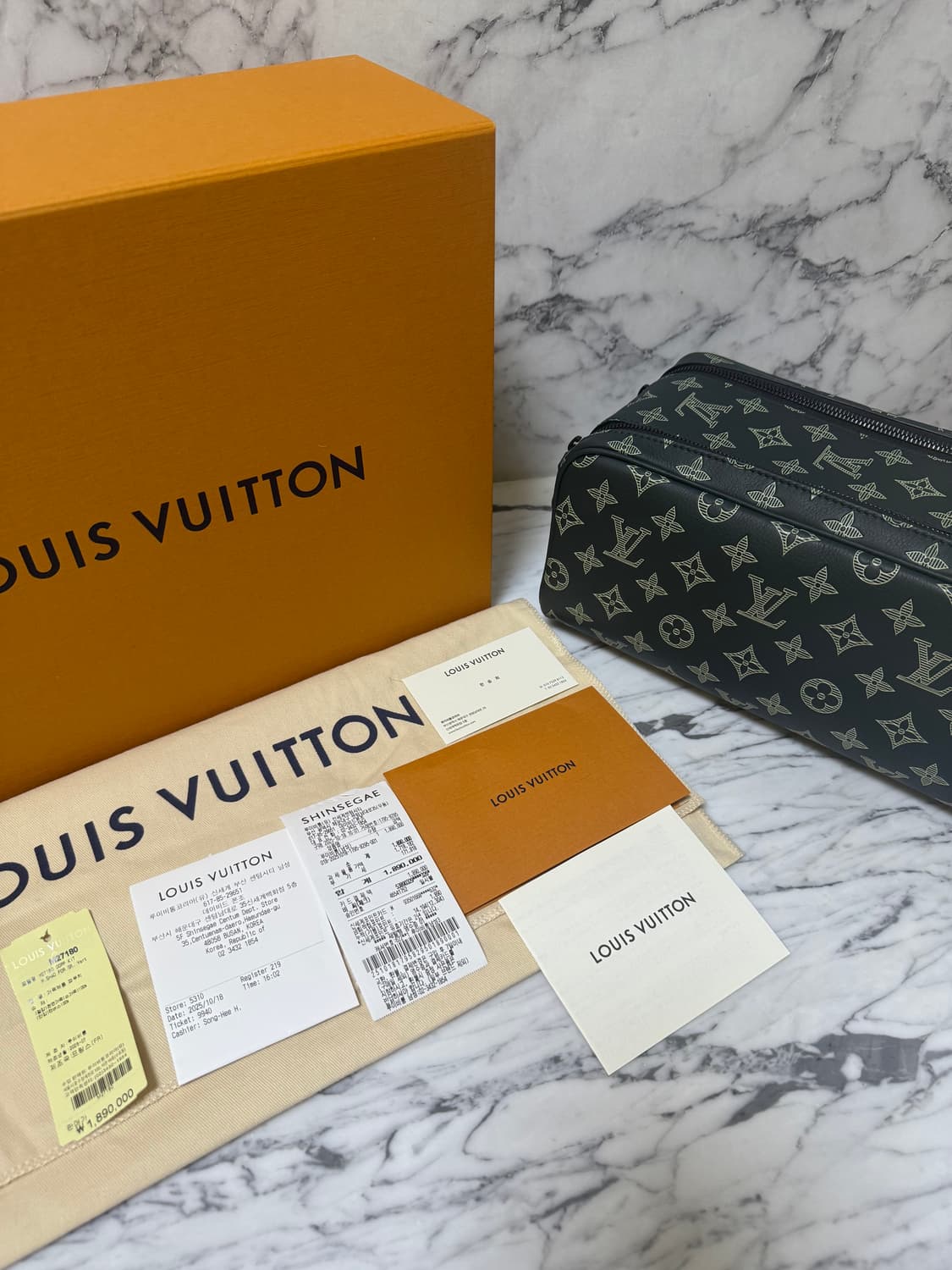 루이비통 이클립스 쉐도우 돕키트 파우치 클러치백 10월 18일구매
 상품이미지1